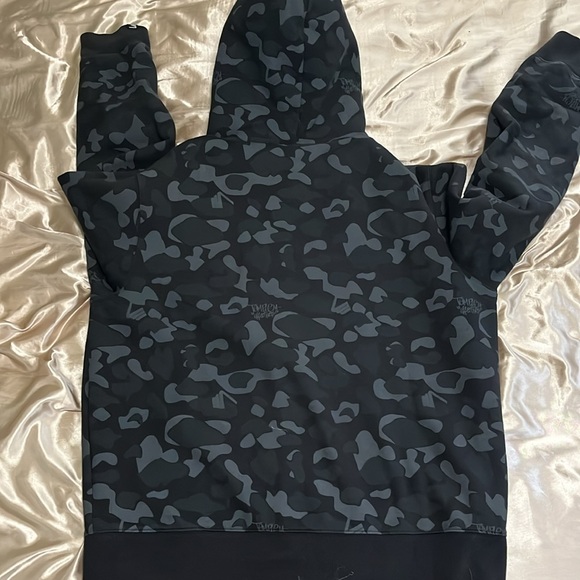 Temple Effectives Faux Hoodie XL Black Camo - Picture 5 of 5